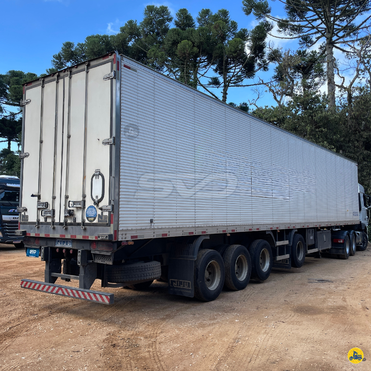 CARRETA SEMI-REBOQUE FRIGORIFICO SVD Seminovos CURITIBA PARANÁ PR